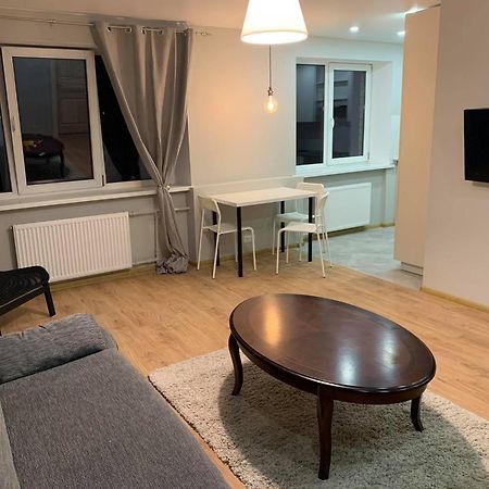 Ditemo City Center Apartment Self Check In Šiauliai المظهر الخارجي الصورة